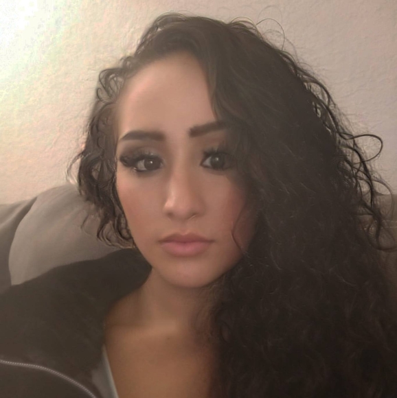 lesleynaomy
